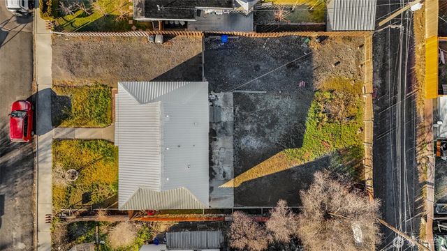 1008 W Bruce Street, Moses Lake, WA 98837