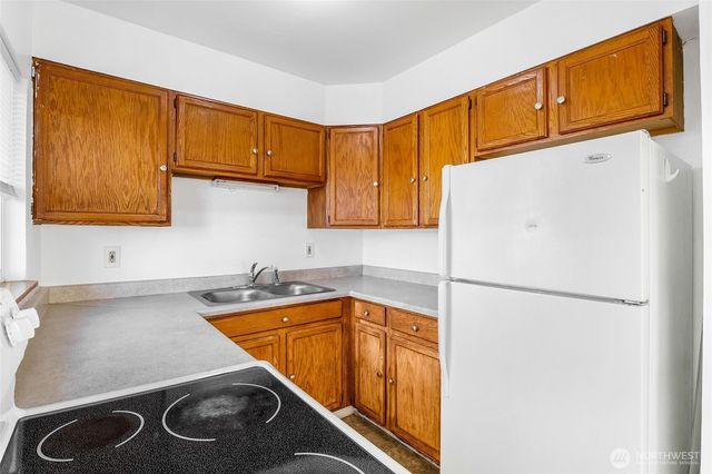 1008 W Bruce Street, Moses Lake, WA 98837