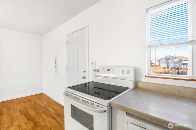 1008 W Bruce Street, Moses Lake, WA 98837