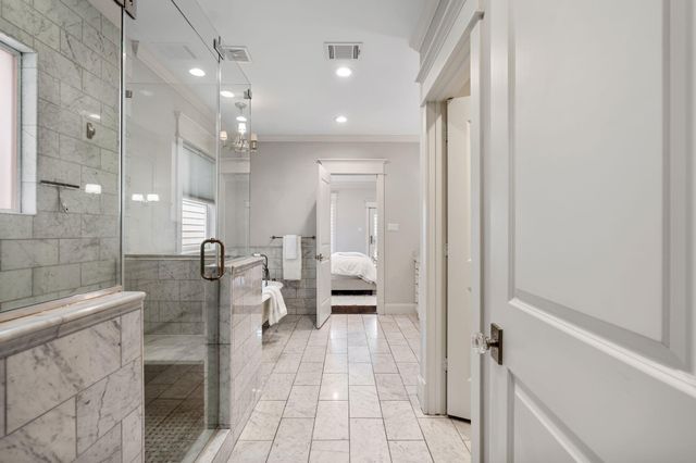 403 Columbia Street, Houston, TX 77007