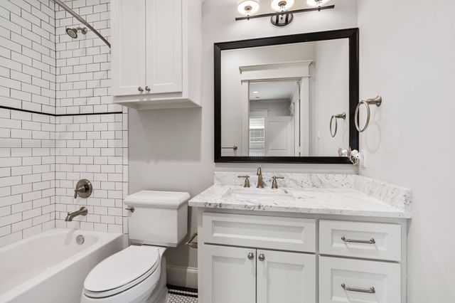 403 Columbia Street, Houston, TX 77007