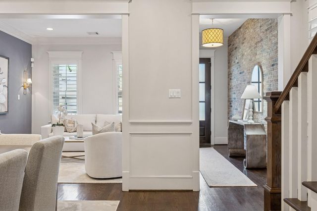 403 Columbia Street, Houston, TX 77007