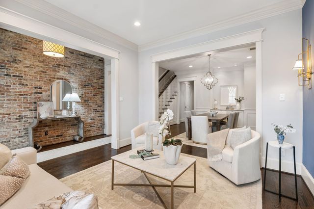 403 Columbia Street, Houston, TX 77007