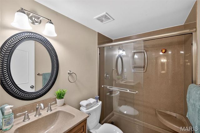 741 Ridgeside Drive B, Ballwin, MO 63021