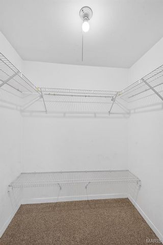 741 Ridgeside Drive B, Ballwin, MO 63021