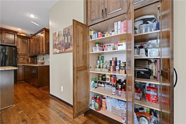 18995 W 116th Street, Olathe, KS 66061