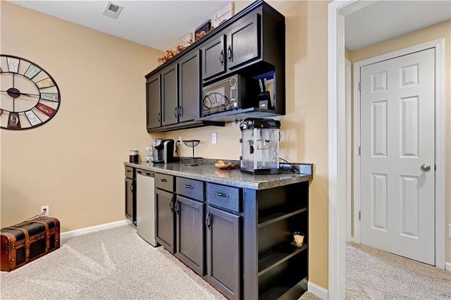 18995 W 116th Street, Olathe, KS 66061