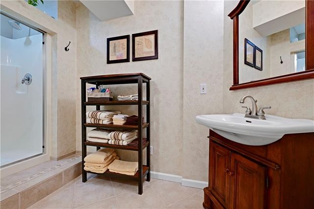 18995 W 116th Street, Olathe, KS 66061