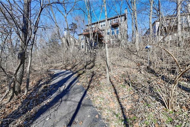 18995 W 116th Street, Olathe, KS 66061