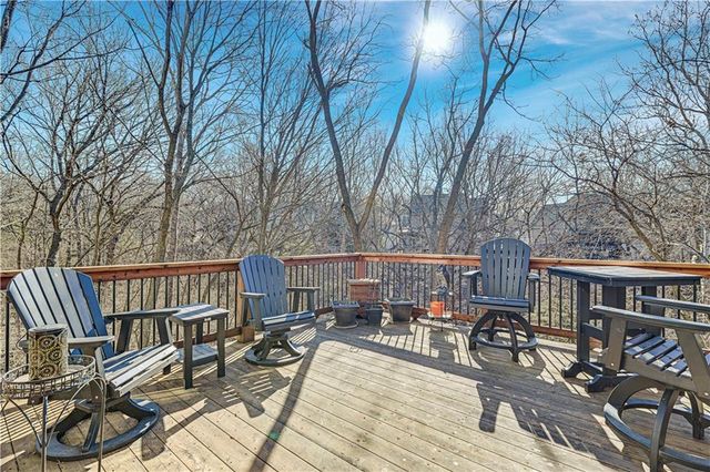 18995 W 116th Street, Olathe, KS 66061