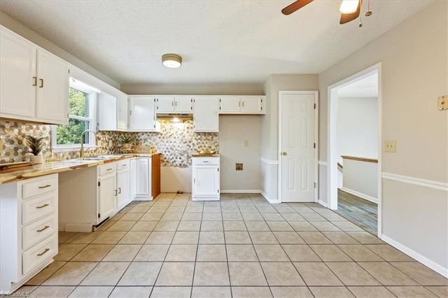 3894 Beeson Dairy Road, Winston-salem, NC 27105