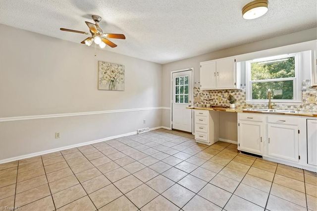 3894 Beeson Dairy Road, Winston-salem, NC 27105