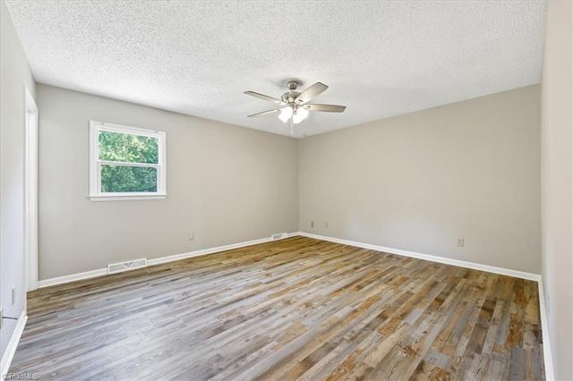 3894 Beeson Dairy Road, Winston-salem, NC 27105