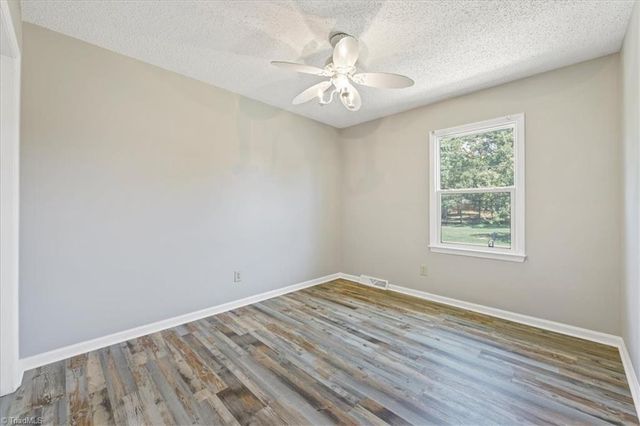 3894 Beeson Dairy Road, Winston-salem, NC 27105