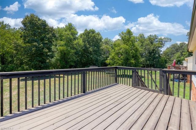 3894 Beeson Dairy Road, Winston-salem, NC 27105