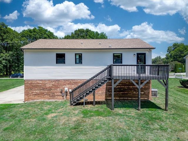 3894 Beeson Dairy Road, Winston-salem, NC 27105