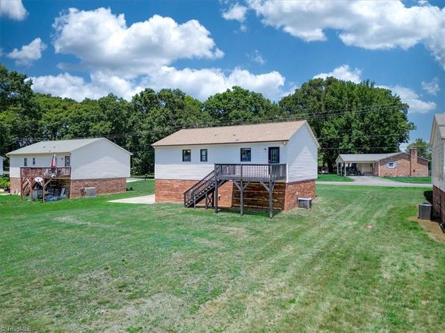 3894 Beeson Dairy Road, Winston-salem, NC 27105
