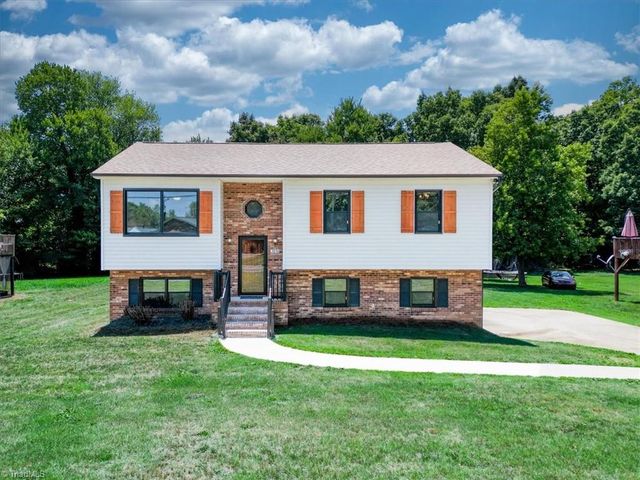 3894 Beeson Dairy Road, Winston-salem, NC 27105