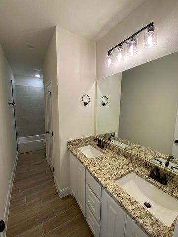 1042 Deer Island Court, Azle, TX 76020