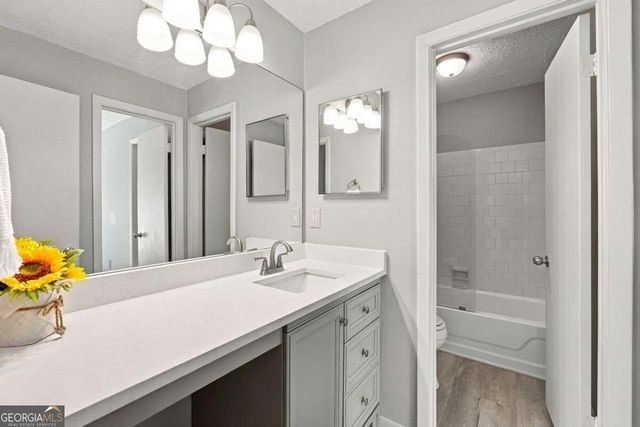 8740 Roswell Road 6D, Sandy Springs, GA 30350