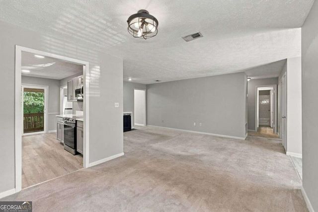 8740 Roswell Road 6D, Sandy Springs, GA 30350