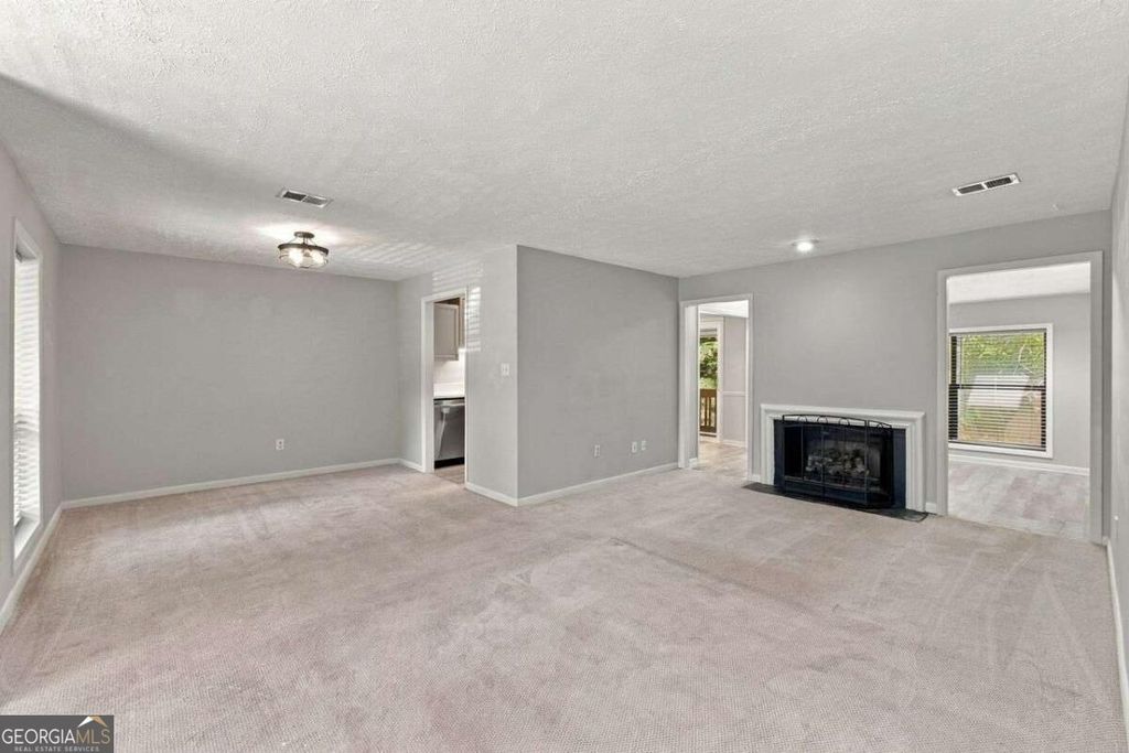8740 Roswell Road 6D, Sandy Springs, GA 30350 — photo 5