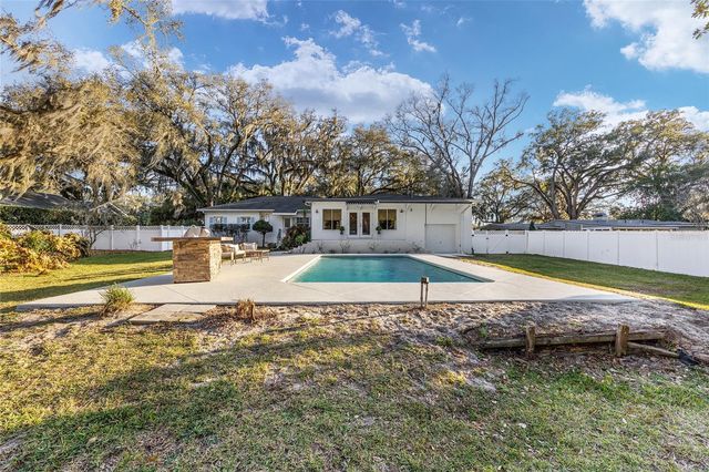 1747 SE 5TH STREET, Ocala, FL 34471