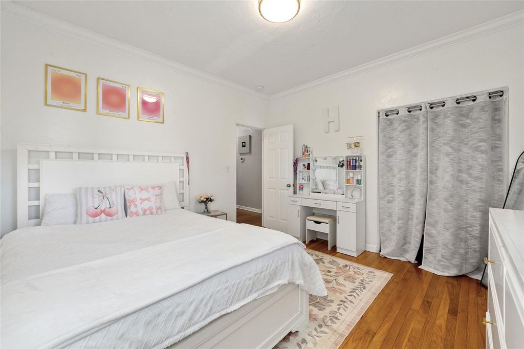 Image 21 of property listing at 1747 SE 5TH STREET, Ocala, FL 34471