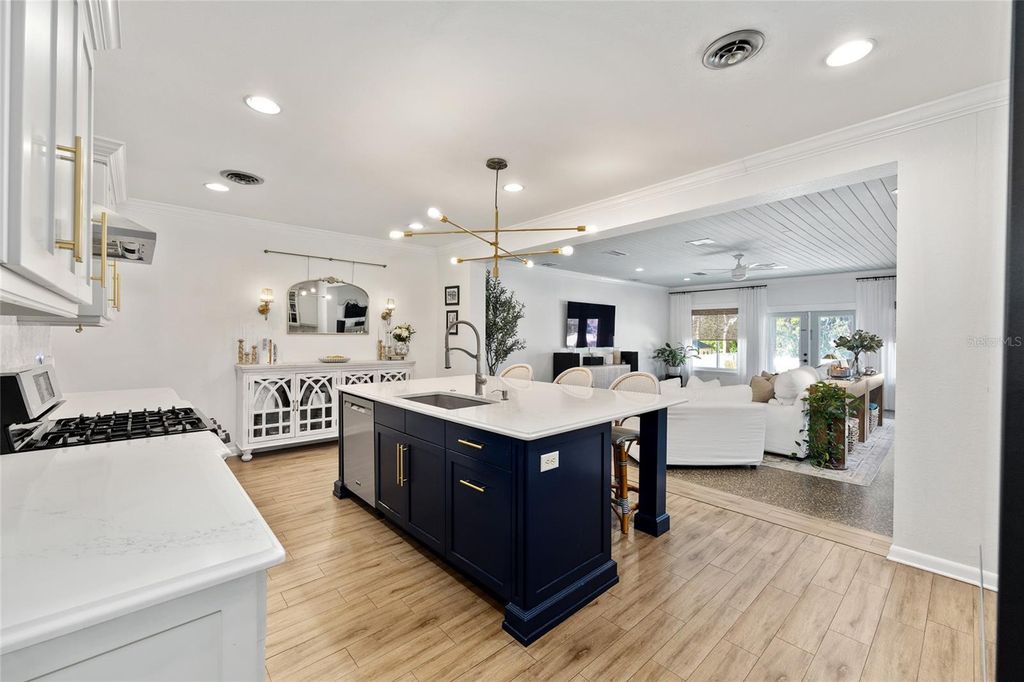 Image 42 of property listing at 1747 SE 5TH STREET, Ocala, FL 34471