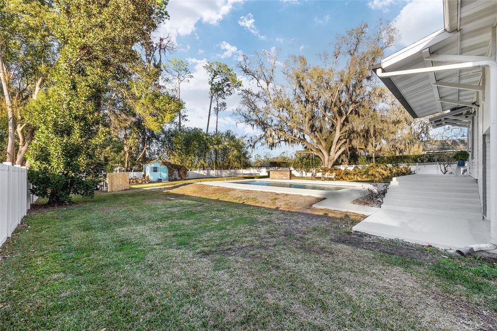 Image 55 of property listing at 1747 SE 5TH STREET, Ocala, FL 34471