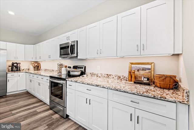 216 SAYLERS CREEK RD, Locust Grove, VA 22508