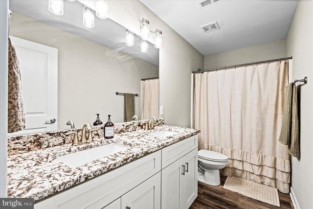 216 SAYLERS CREEK RD, Locust Grove, VA 22508