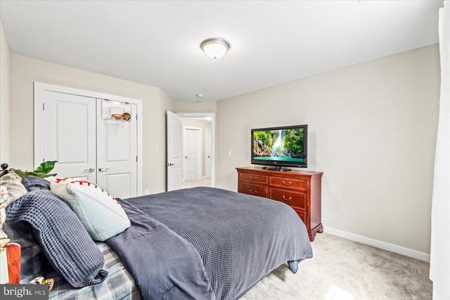 216 SAYLERS CREEK RD, Locust Grove, VA 22508