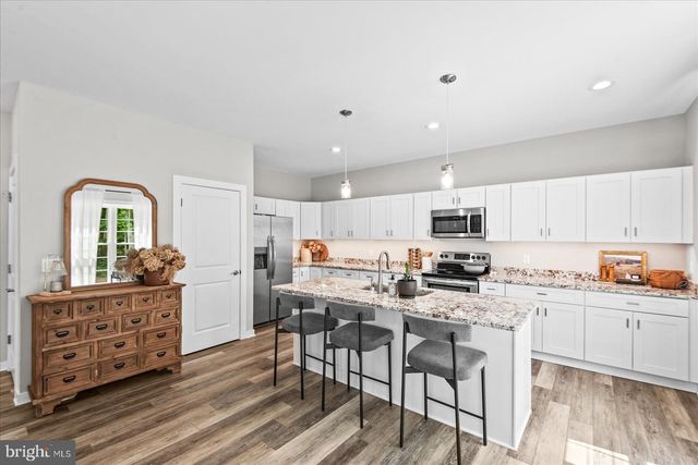 216 SAYLERS CREEK RD, Locust Grove, VA 22508