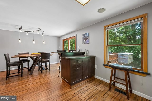27 FRIPPS RD, Sicklerville, NJ 08081