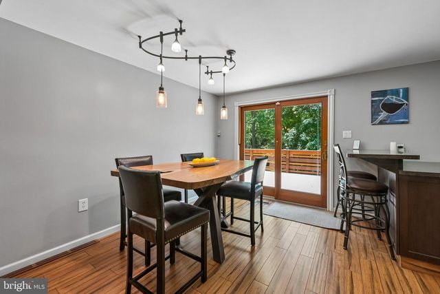 27 FRIPPS RD, Sicklerville, NJ 08081