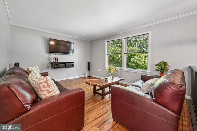 27 FRIPPS RD, Sicklerville, NJ 08081