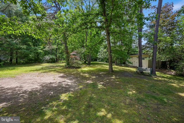27 FRIPPS RD, Sicklerville, NJ 08081