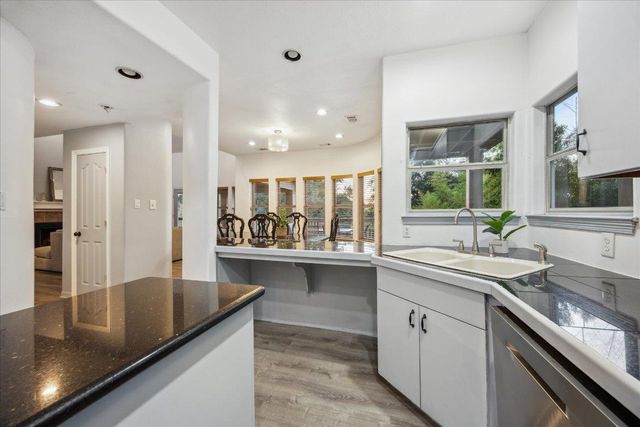 602 Jessie ST, Austin, TX 78704