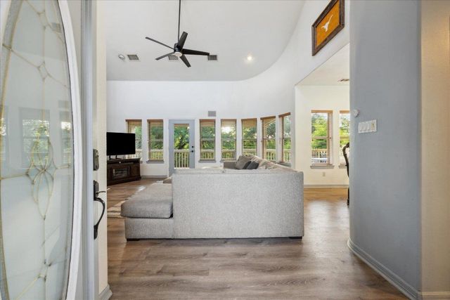 602 Jessie ST, Austin, TX 78704