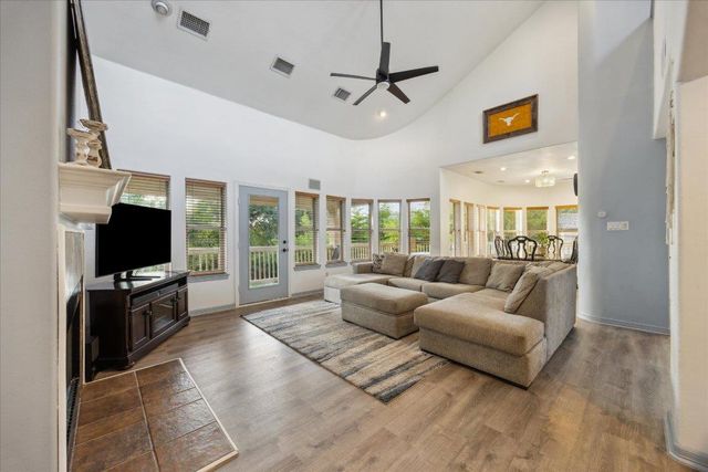 602 Jessie ST, Austin, TX 78704