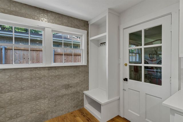 4137 Selkirk Drive W, Fort Worth, TX 76109