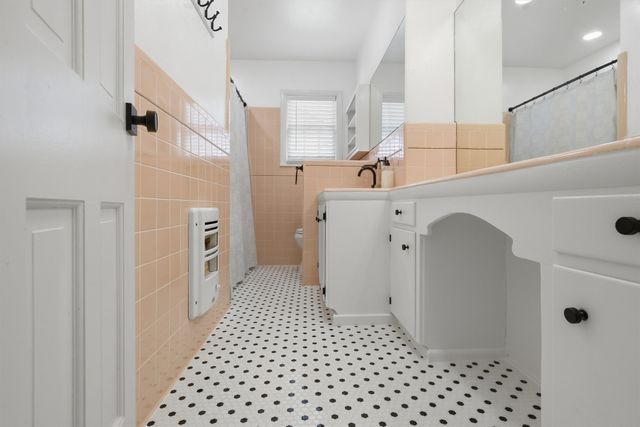 4137 Selkirk Drive W, Fort Worth, TX 76109