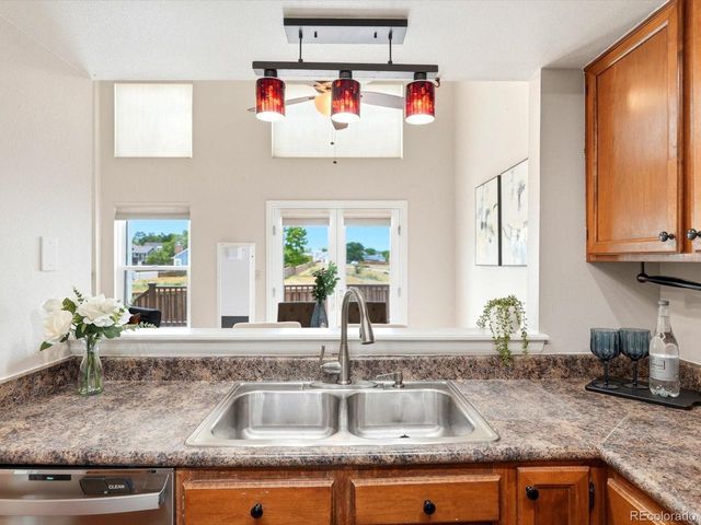 951 Conifer Ct, Littleton, CO 80126