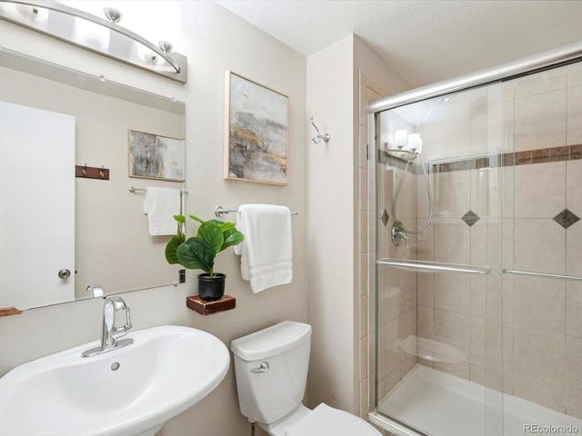 951 Conifer Ct, Littleton, CO 80126