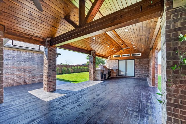 12322 Sabine Point Drive, Humble, TX 77346