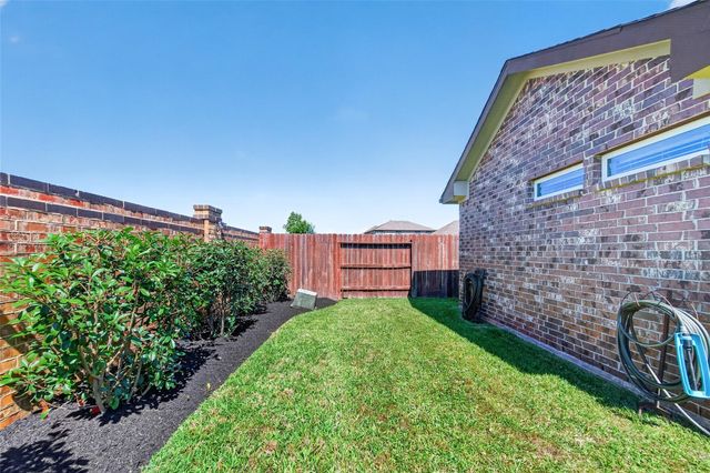 12322 Sabine Point Drive, Humble, TX 77346