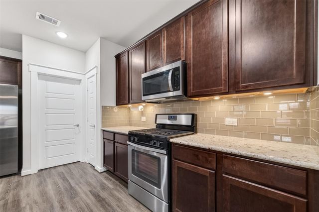 12322 Sabine Point Drive, Humble, TX 77346