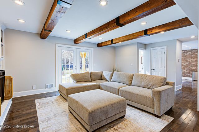 7616 Old Salem Rd, Louisville, KY 40242