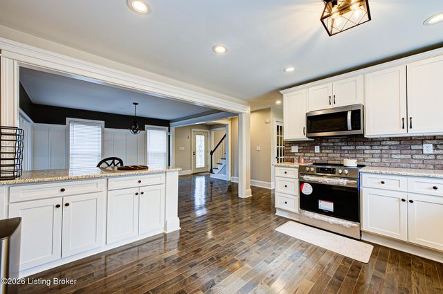 7616 Old Salem Rd, Louisville, KY 40242